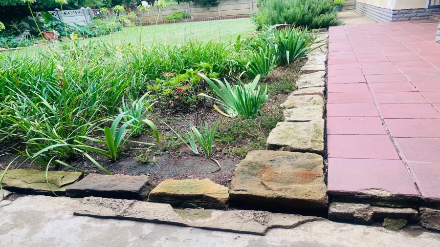 3 Bedroom Property for Sale in Vaalpark Free State